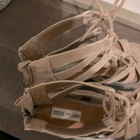Steve Madden Heels - Picture 2 of 3